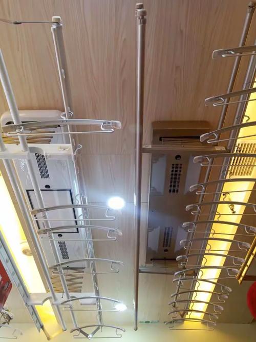 盼盼晾衣架专卖店,林安智慧商贸城b8-26鲜跃珊18007015350(新款上样4